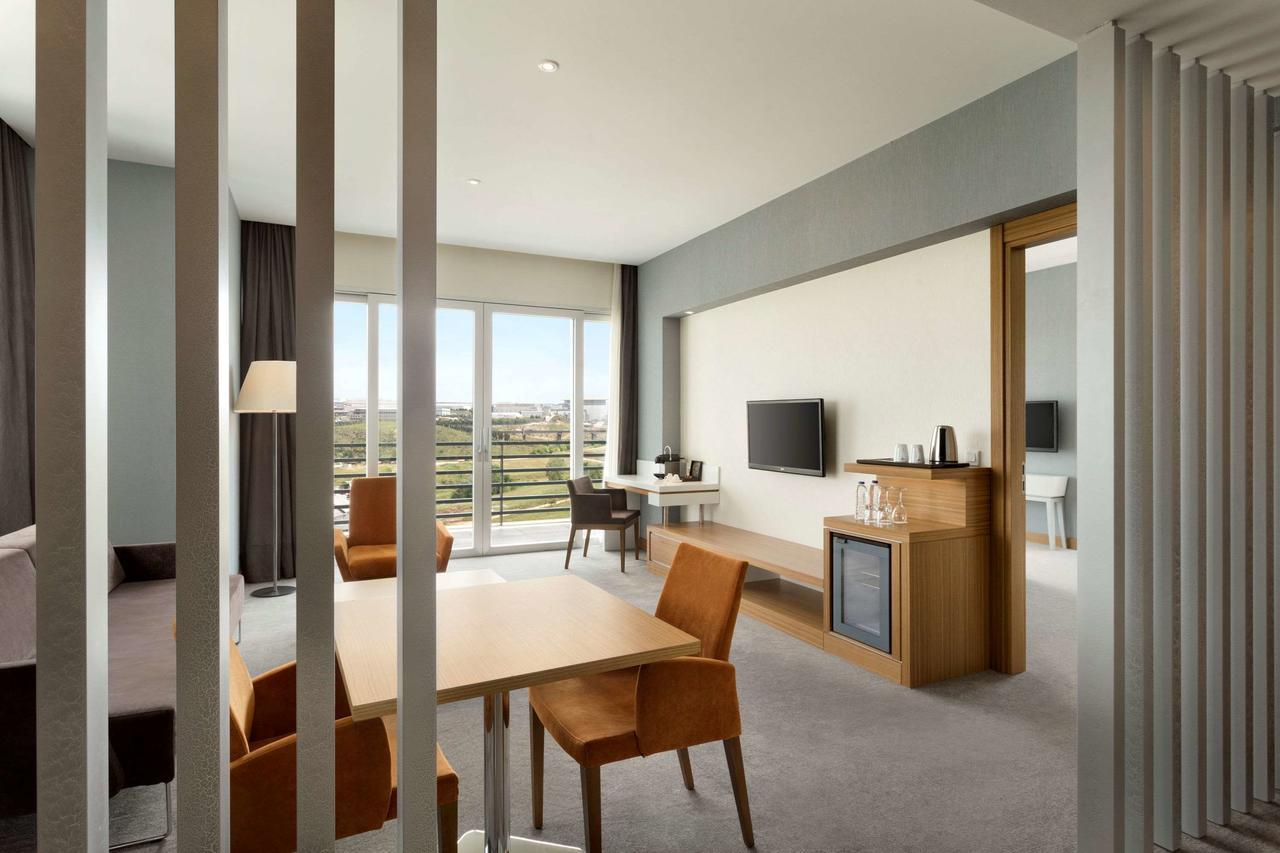 รามาดา พลาซา บาย วินด์แฮม อิสตันบูล เอเซียแอร์พอร์ต Hotel โคจาเอลี ภายนอก รูปภาพ